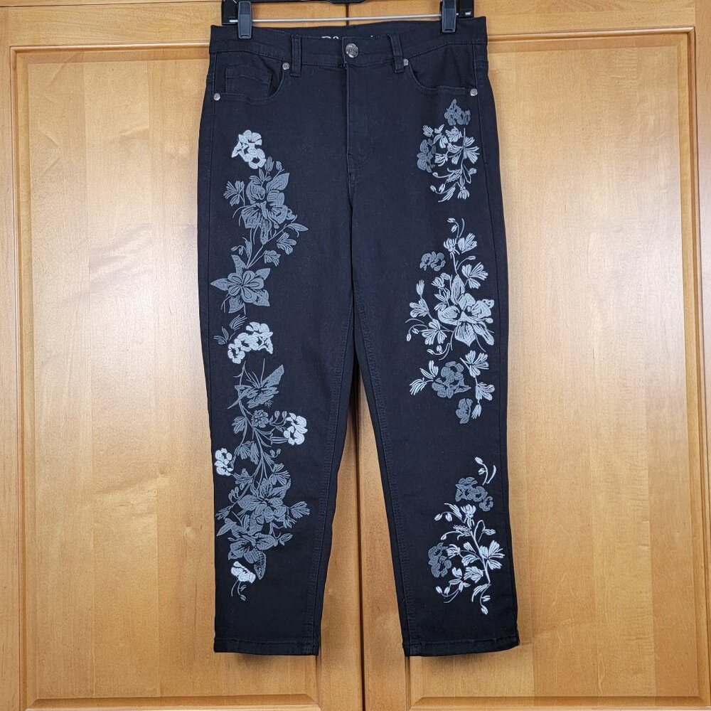 DG2 Diane Gilman Embroidered Floral Black Stretch Crop Jeans - 8